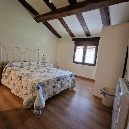 Apartamento Ism.Alb. Infiesto Εξωτερικό φωτογραφία