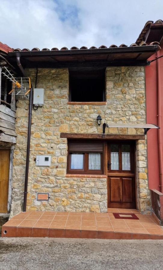 Apartamento Ism.Alb. Infiesto Εξωτερικό φωτογραφία
